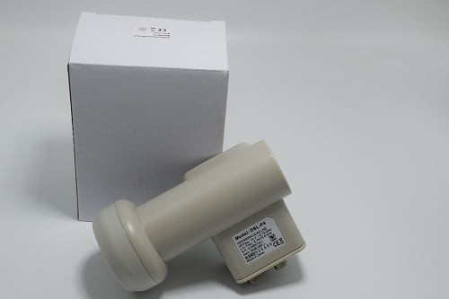 Lnb universal cu 2 iesiri