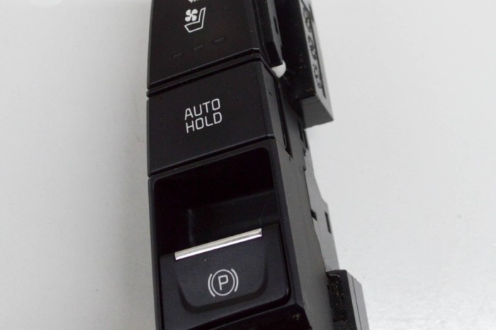 Comutator KIA NIRO 2020 OEM: 93310-Q4010 | 21573489