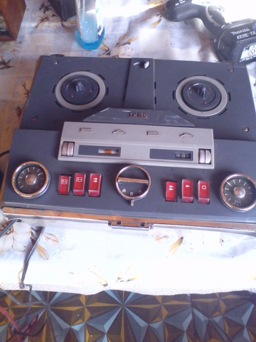 Magnetofon pe lampi Saba TK-125-4 An 1961-65