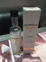 Sticla goala de vin de colec?ie ICEWINE INNISKILLIN Canada cu cutie - rara! foto