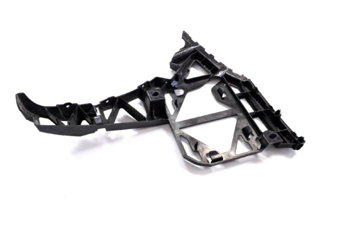 Suport bara de protecție dreapta spate MERCEDES-BENZ GLE W166 2017 OEM: A1668851821 11556725