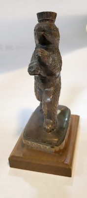 Statueta ursul din Berlin anii 1960 foto