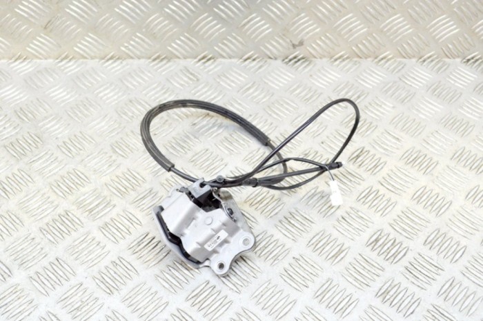 &Icirc;ncuietoare ușă dreapta spate BMW i3 I01 2019 OEM: 7291032 13805562