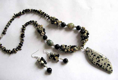 Set bijuterii colier, pandantiv si cercei, jasper dalmatian, agate, onix 19052 foto