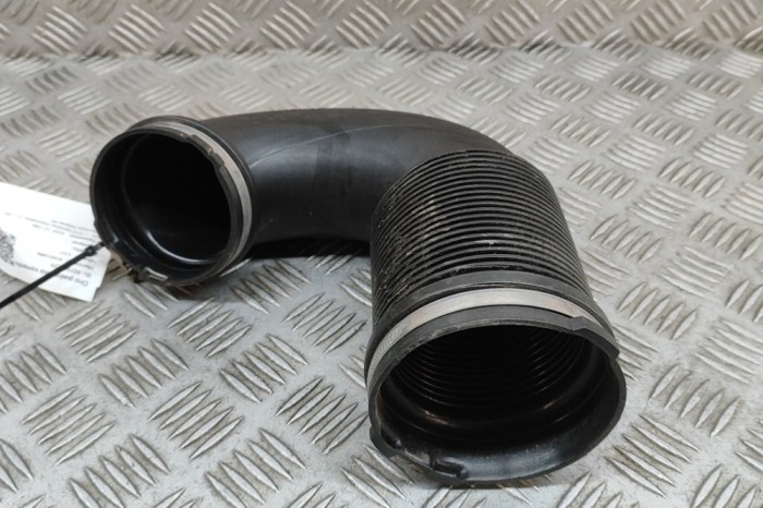 Tub de admisie aer AUDI Q7 4M 2019 OEM: 06E129616D 27563220