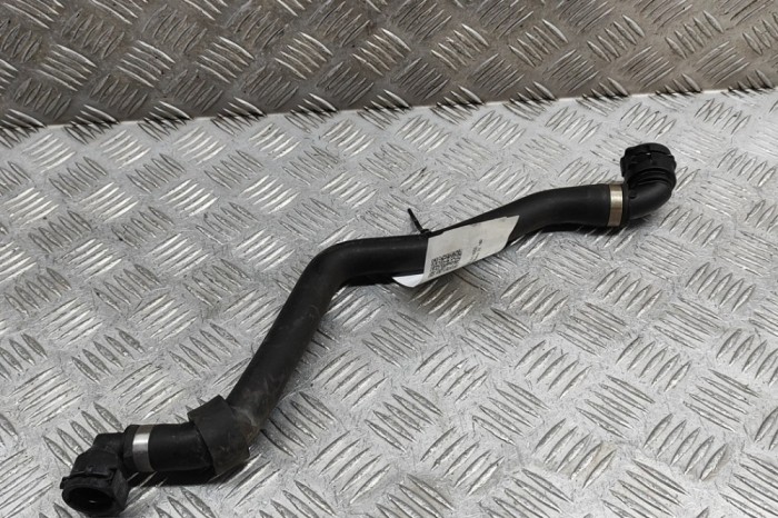 Furtun de lichid de răcire MERCEDES-BENZ GLC X253, C253 2018 OEM: A2535010584 29531245