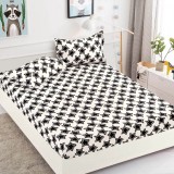 Cumpara ieftin Husa de pat cu elastic alba cu stele negre 180x200cm D028, Jojo Home