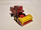 Claas Combine Harvester - Matchbox, 1:72