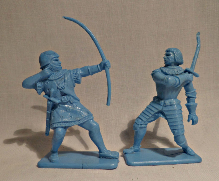 Doua figurine cavaleri Kelloggs vintage 54 mm UK 1959 surprize cereale C10