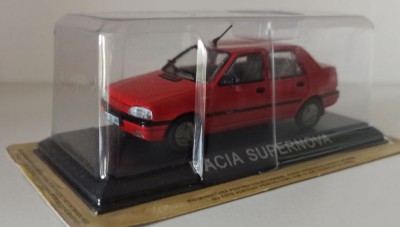 Macheta Dacia SuperNova 2000 - DeAgostini Masini de Legenda 1/43 foto