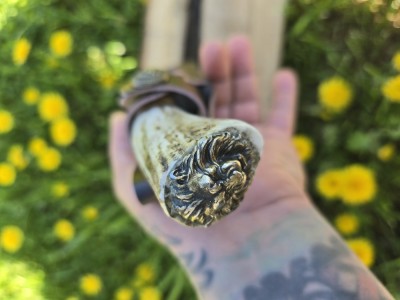 Cuțit de vanatoare foto