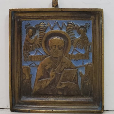 Sfantul Nicolae, Icoana de calatorie din bronz aurit si email albastru, Rusia, Secol 19