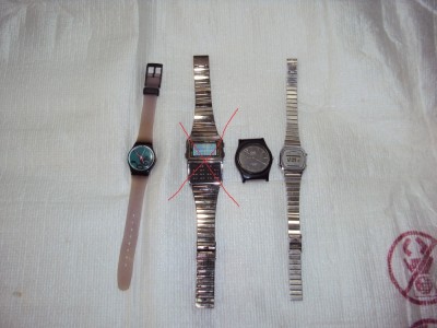 lot de 3 ceasuri CASIO,Q.Q,Swatch foto