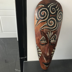 Imensa masca africana veche,lucrata manual,lungime 51 cm,de colecție/decor