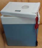 Lada frigorifica auto 12V / 220V 24 sau 30L