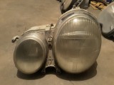 Far st&acirc;nga Mercedes CLK W208