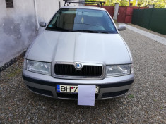 Autoturism SKODA OCTAVIA foto