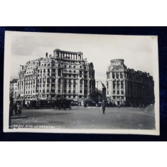 BUCURESTI , PIATA SENATULUI , CARTE POSTALA ILUSTRATA , MONOCROMA, NECIRCULATA , PERIOADA INTERBELICA
