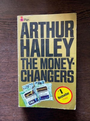 Arthur Hailey - The moneychangers foto