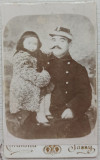 Militar roman cu fetita in brate// CDV Fotografia Chaland Jassy 1891