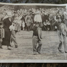 Fotografie de presa, 1934, regina Maria si fiul Petru (11 ani), Iugoslavia,21x17