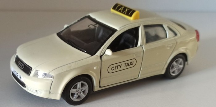 Macheta Audi A4 B6 Taxi Berlin - Welly 1/36