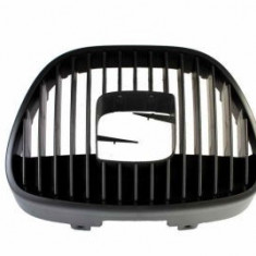 Grila radiator Seat Ibiza/Cordoba (6L), 02.2002-05.2006, negru, 6L0853651C01C, 673005-J Kft Auto