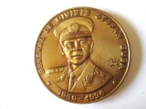 Rara! Medalia general de divizie Ștefan Gușă 1940-1994,diametrul=60 mm,greutate=114,55 grame
