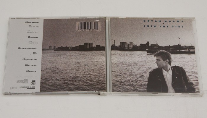 Bryan Adams &ndash; Into the Fire - CD audio original NOU