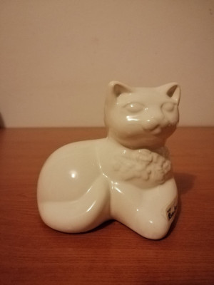 Figurina ceramica pisica alba Rosa Ljung Suedia foto