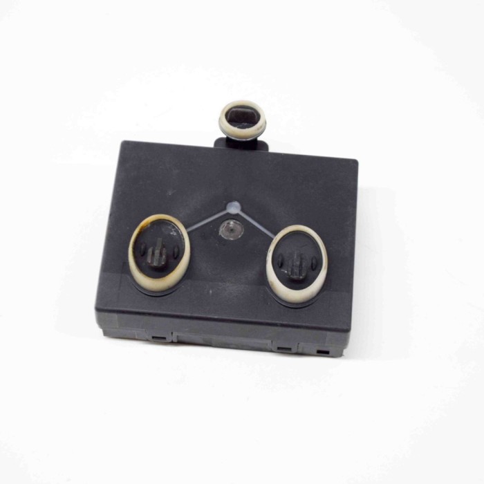 Modul de control ușă dreapta față AUDI A6 4G2, C7, 4GC 2017 OEM: 4G8959793G,4G8959793J 13562604