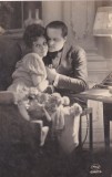 Portret de cuplu imbratisat (scrisa 1926)