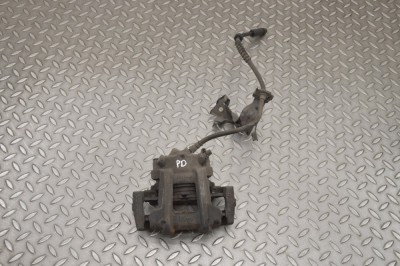Etrier de fr&amp;acirc;nă dreapta față BMW 1 F20 2014 OEM: Hatchback | 17749584 foto