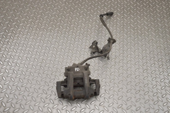 Etrier de fr&acirc;nă dreapta față BMW 1 F20 2014 OEM: Hatchback | 17749584