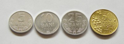 SET MOLDOVA 5 10 25 50 BANI 2004 2005 UNC NECIRCULATE CU LUCIU DE BATERE foto