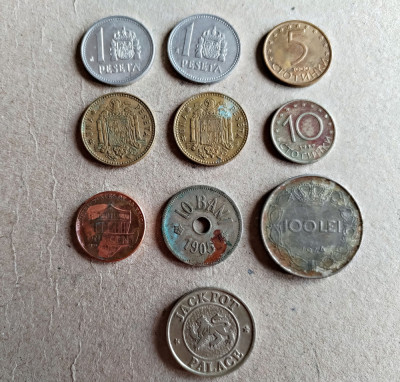Lot 10 monede straine și romanesti circulate conform foto L7 1 cent 2019 D USA 10 bani 1905 100 lei 1944 Romania Jackpot Palace Bulgaria Spania foto