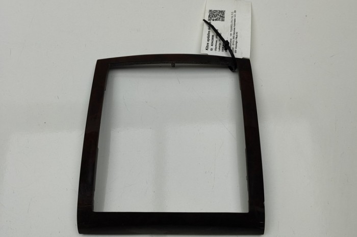 Ornament consola centrală VW TOUAREG 7LA, 7L6, 7L7 2003 OEM: 7L6863337 29439096