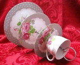 PLATOU ETAJAT PORTELAN NANA DECOR CU TRANDAFIRI 34 CM