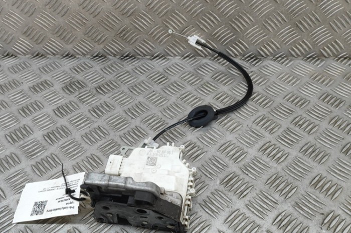 &Icirc;ncuietoare ușă st&acirc;nga față PORSCHE CAYENNE 9Y0/9Y3 2019 OEM: 8J2837015E | 30621630
