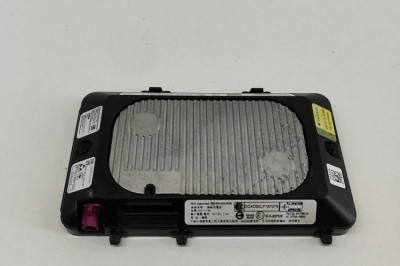 Stație de &amp;icirc;ncărcare wireless VW ID.3 E11 2022 OEM: 5NA980611 22278537 foto