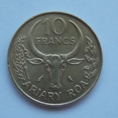 10 FRANCS 1989 MADAGASCAR