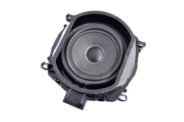 Subwoofer BMW X4 F26 2014 OEM: 9297897 | 14242605