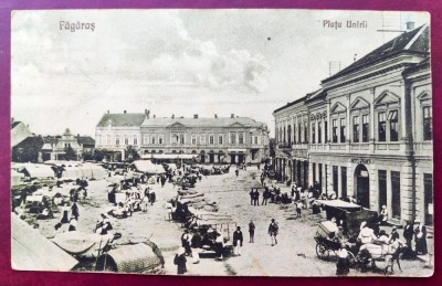 Fagaras - Piata Unirii - printata, foarte animata (persoane, carute, tarabe), circulata la Alexandria, Editura Ioan Hatiegan foto