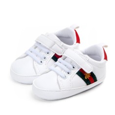Adidasi bebelusi albi (Marime Disponibila: 6-9 luni (Marimea 19 incaltaminte))