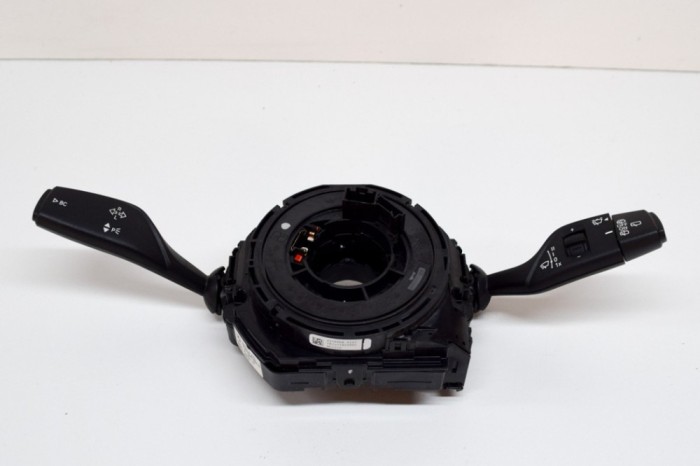 Maneta semnalizare ștergătoare BMW i3 I01 2019 OEM: 4216268,6833432 | 14682597