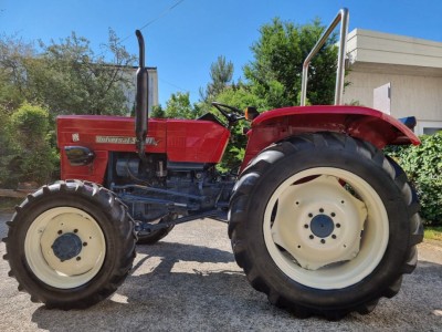 Tractor Universal U-340 DT foto