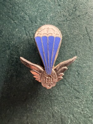 Insigna parasutist RPR primele modele varianta foto