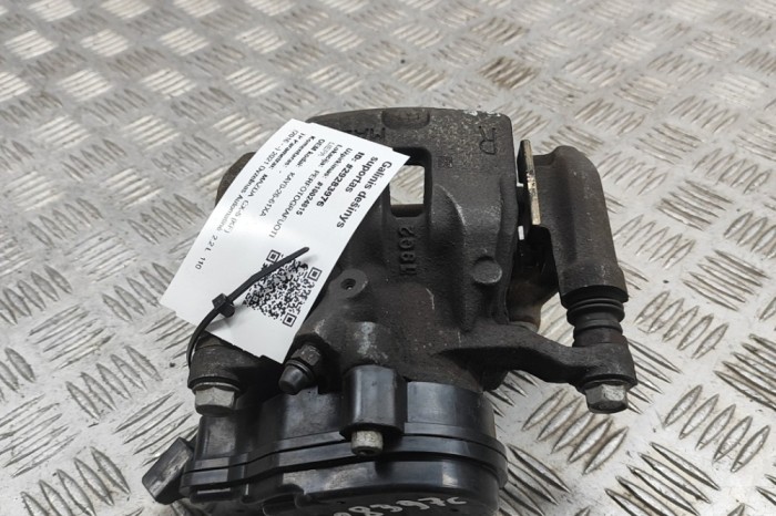 Etrier de fr&acirc;nă dreapta spate MAZDA CX-5 KF 2021 OEM: KAY0-26-61XA 29283976
