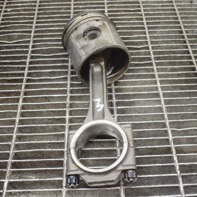Piston LAND ROVER DISCOVERY I LJ 1996 OEM: ERR2410,HRC2354 10779711 foto