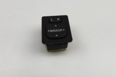 Comutator de reglare oglinda TOYOTA YARIS _P13_ 2014 OEM: 84870-0F010 | 30335577